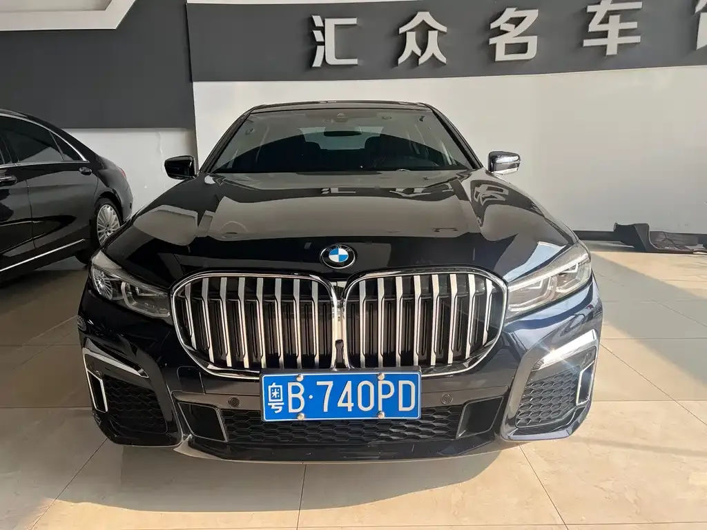 BMW 7 Series 2022 из CN, фото 3
