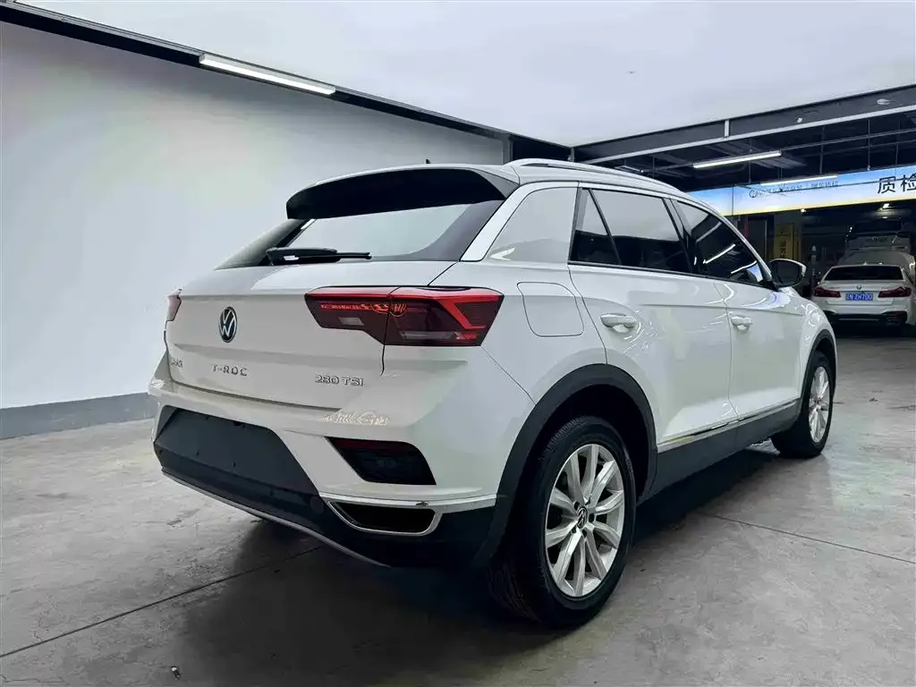 Volkswagen T-Roc 2022 из CN, фото 4
