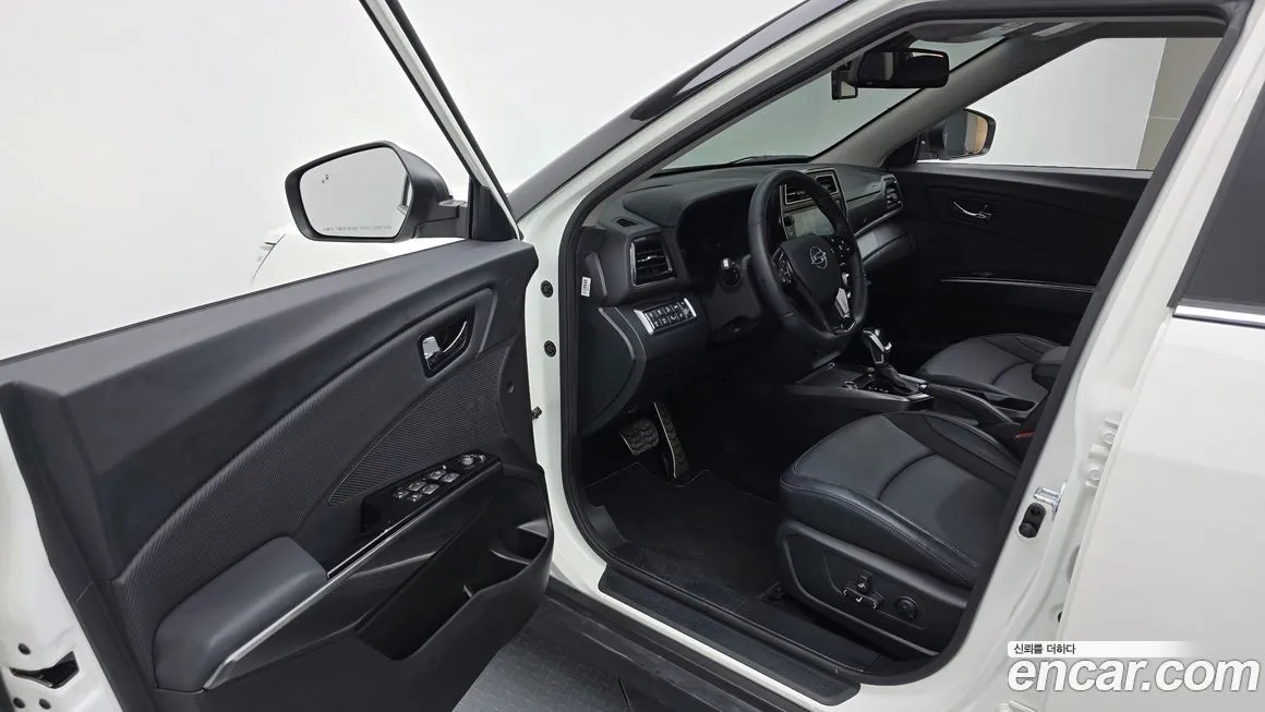 KG Mobility (Ssangyong) TIBOLI 2022 из KR, фото 10