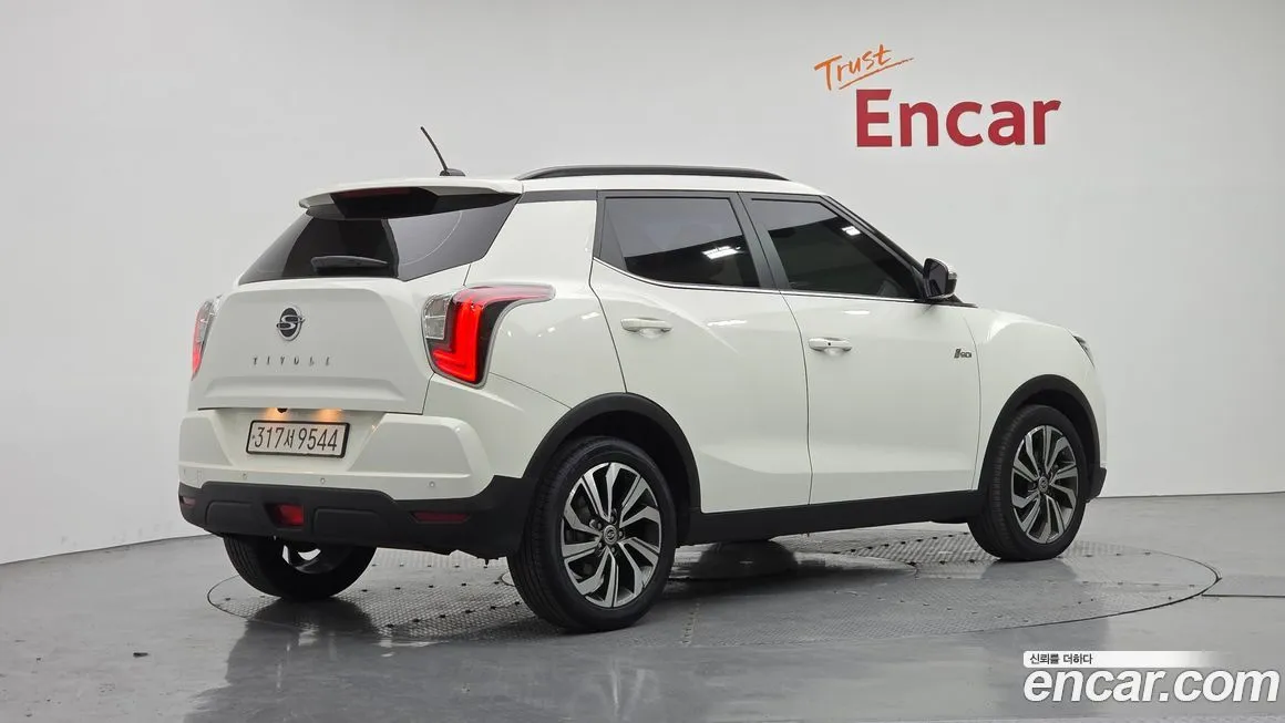 KG Mobility (Ssangyong) TIBOLI 2022 из KR, фото 2