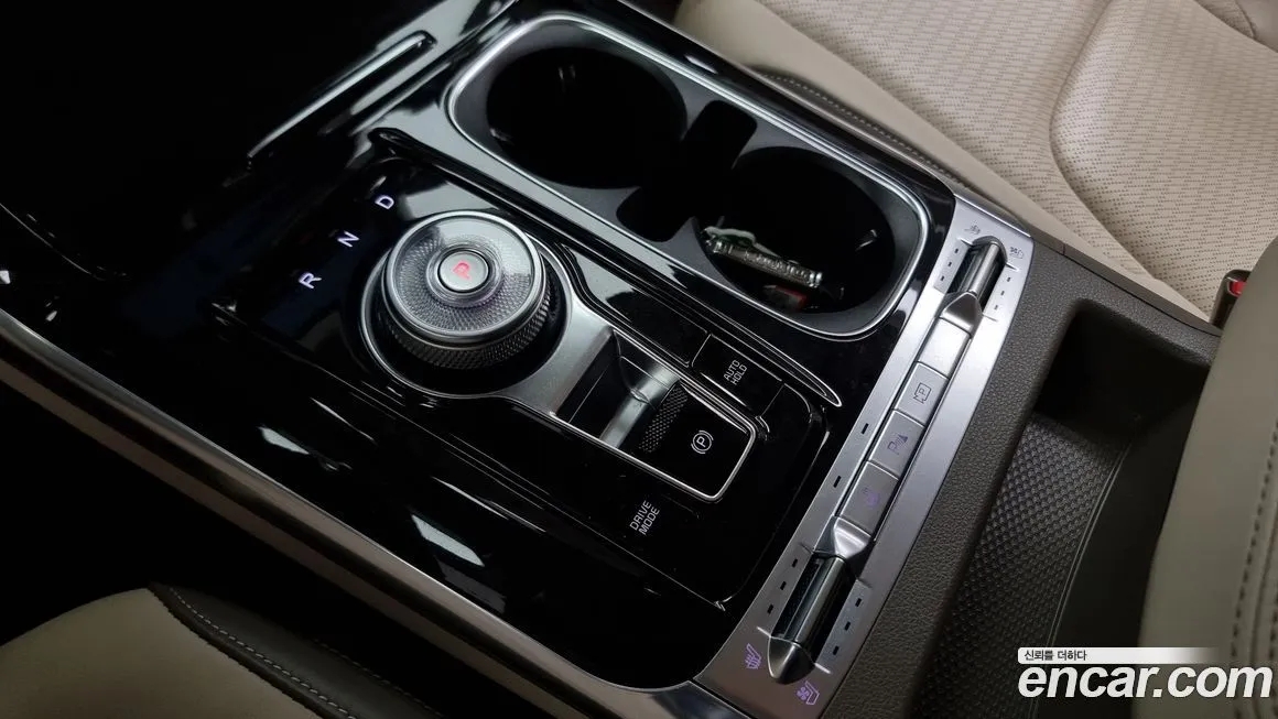 Kia Carnival — фото 9