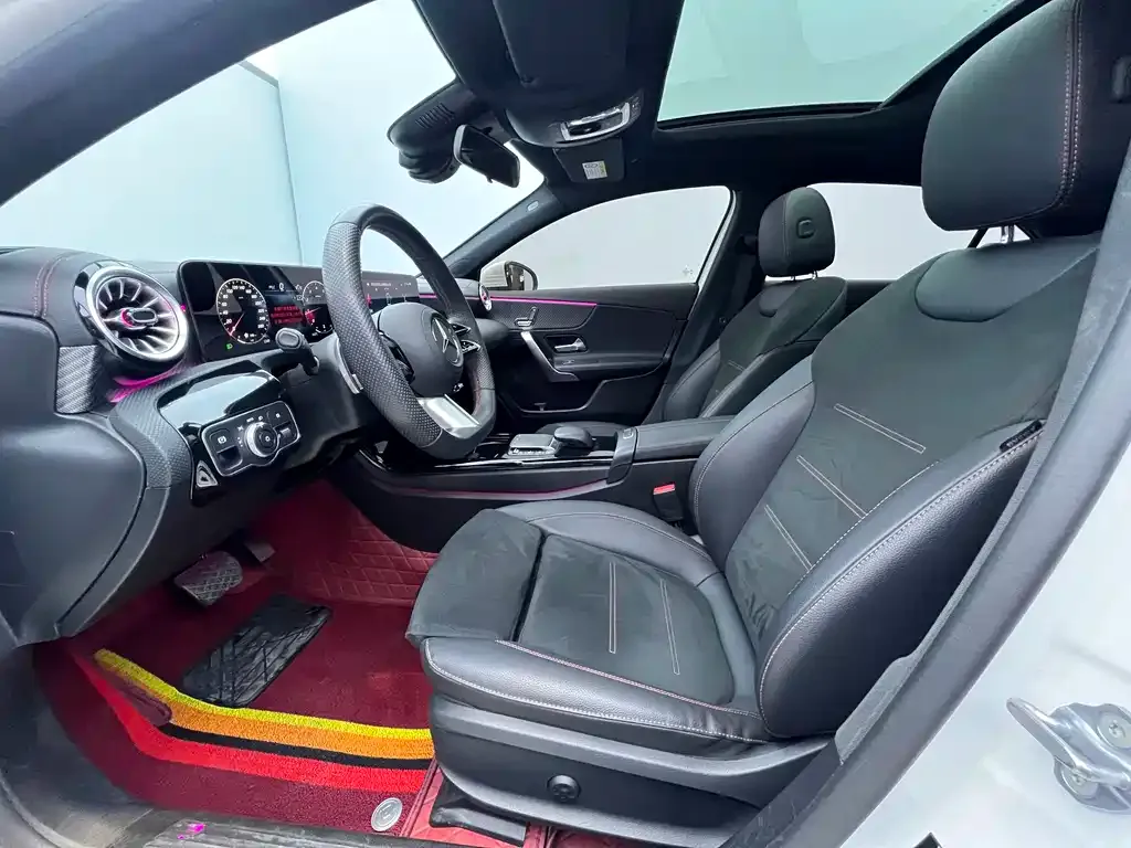 Mercedes-Benz A-Class 2024 из CN, фото 10