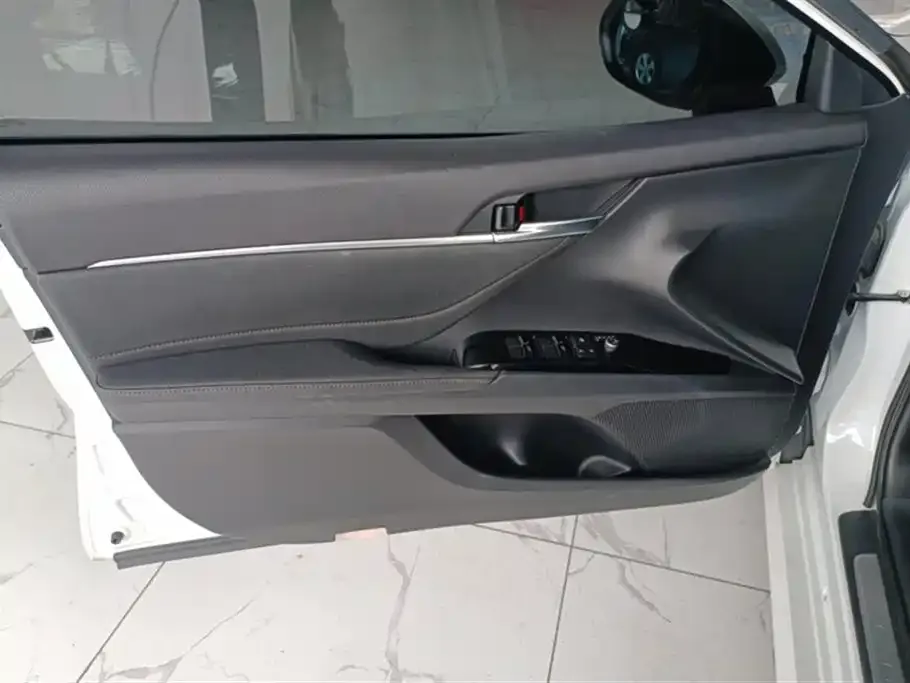 Toyota Camry 2021 из CN, фото 6