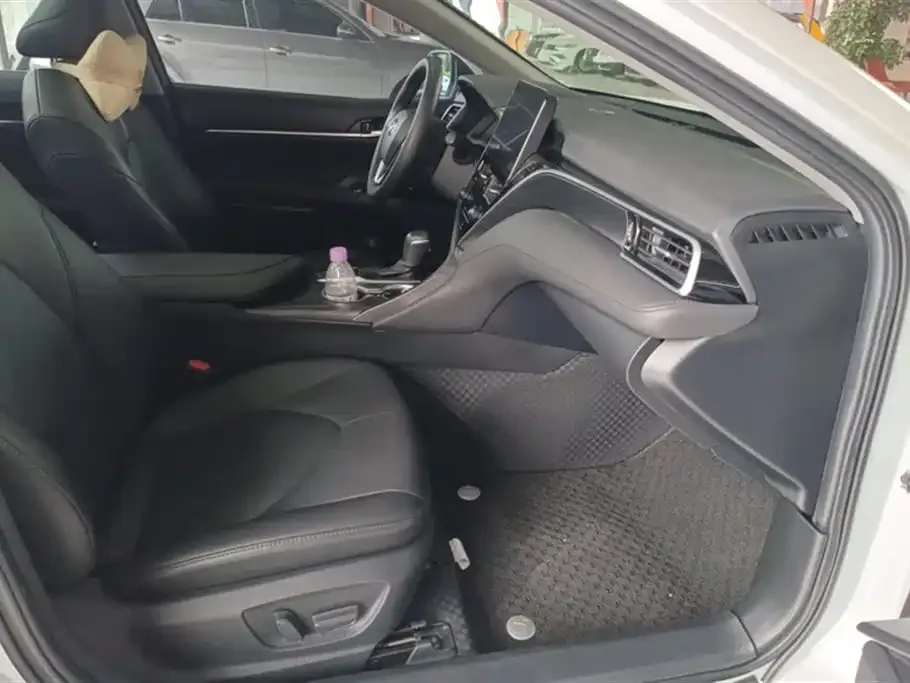 Toyota Camry 2021 из CN, фото 7
