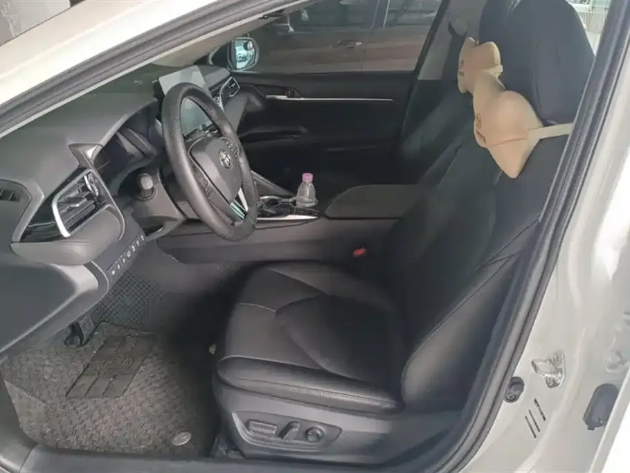 Toyota Camry 2021 из CN, фото 8