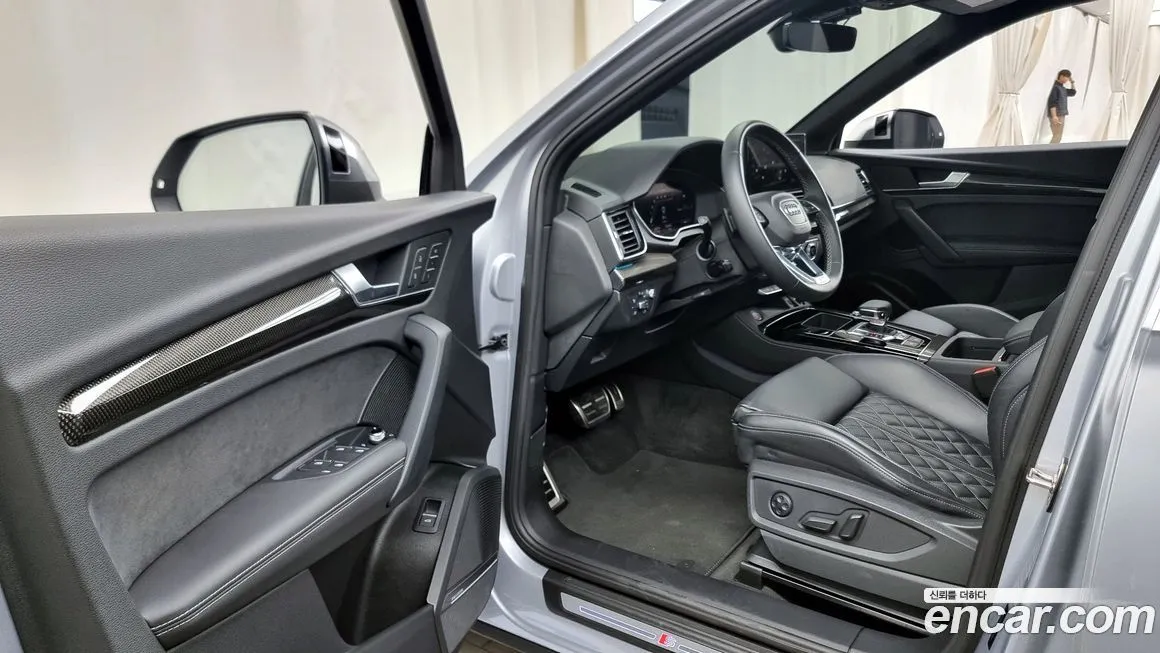 Audi SQ5 2021 из KR, фото 10