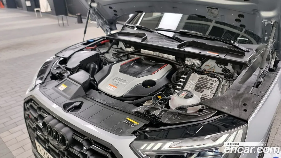 Audi SQ5 2021 из KR, фото 6