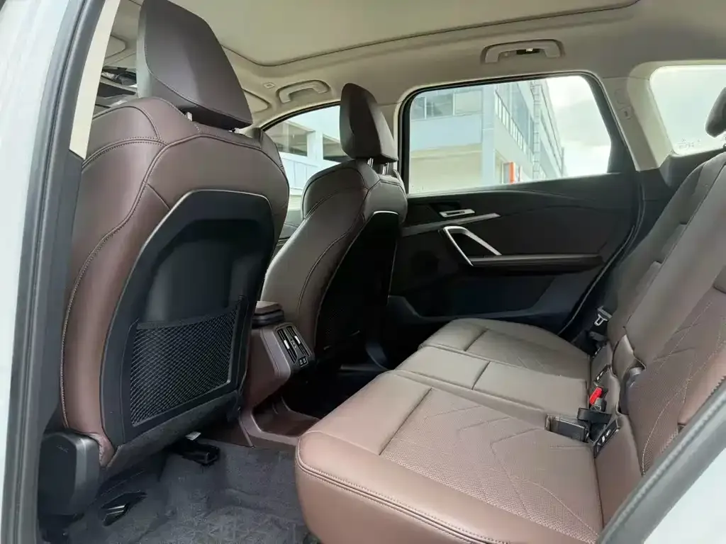 BMW X1 2024 из CN, фото 6