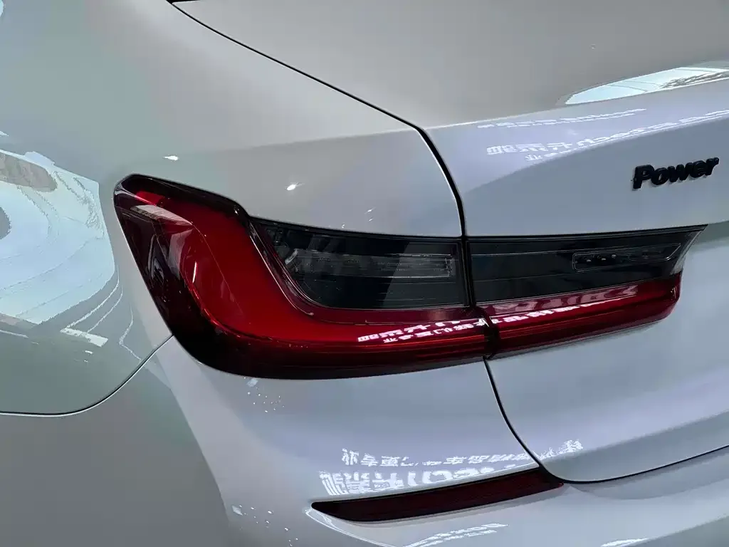 BMW 3 Series 2021 из CN, фото 10