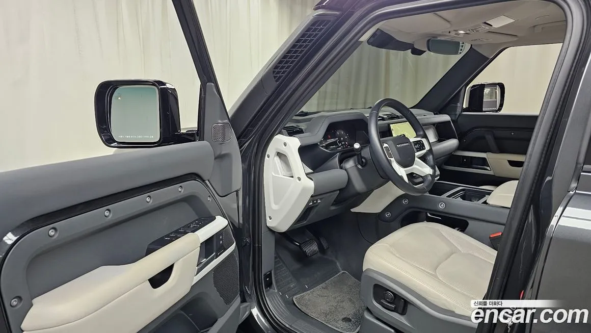 Land Rover Defender 2023 из KR, фото 10