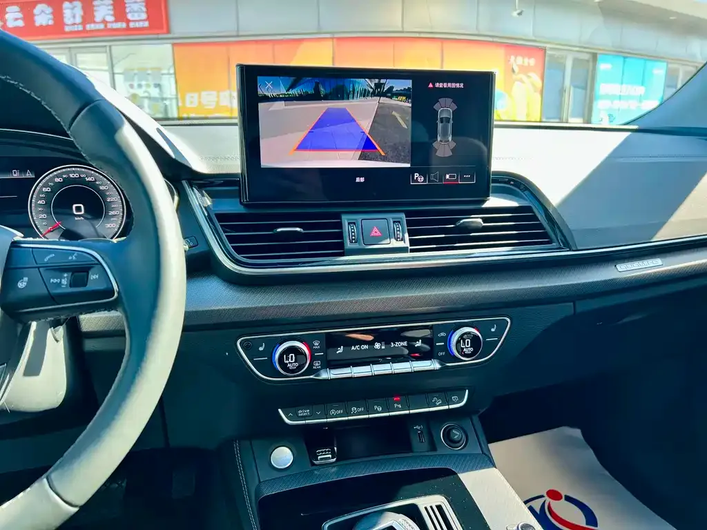 Audi Q5L 2022 из CN, фото 10