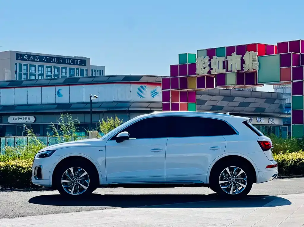 Audi Q5L 2022 из CN, фото 3