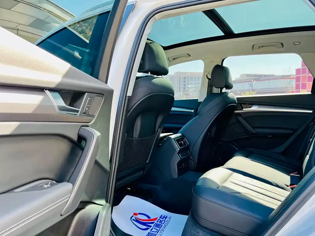 Audi Q5L 2022 из CN, фото 7