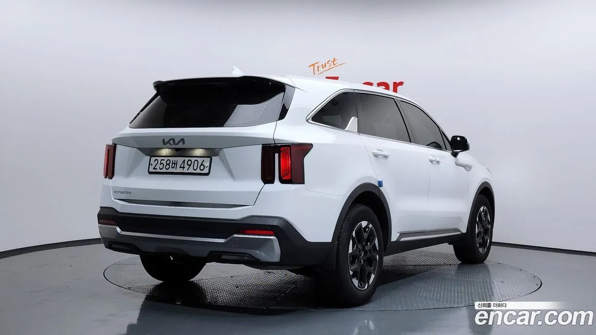 Kia Sorento — фото 2