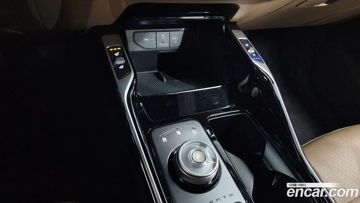 Kia Sorento — фото 9