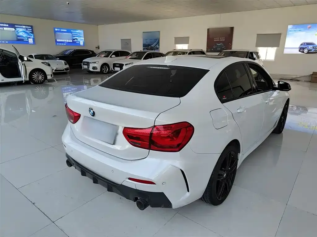 BMW 1 Series 2021 из CN, фото 5