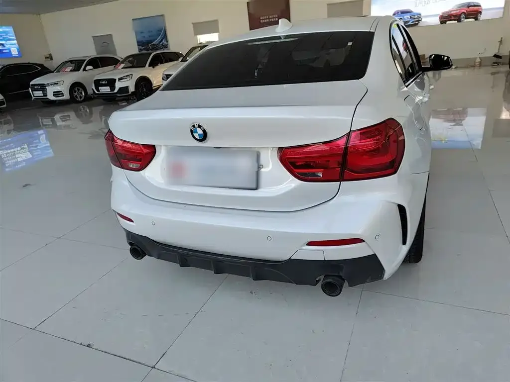BMW 1 Series 2021 из CN, фото 6