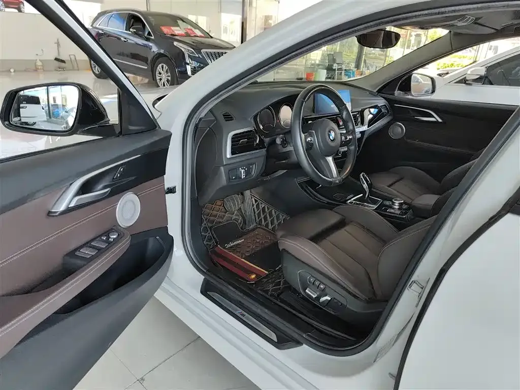 BMW 1 Series 2021 из CN, фото 9