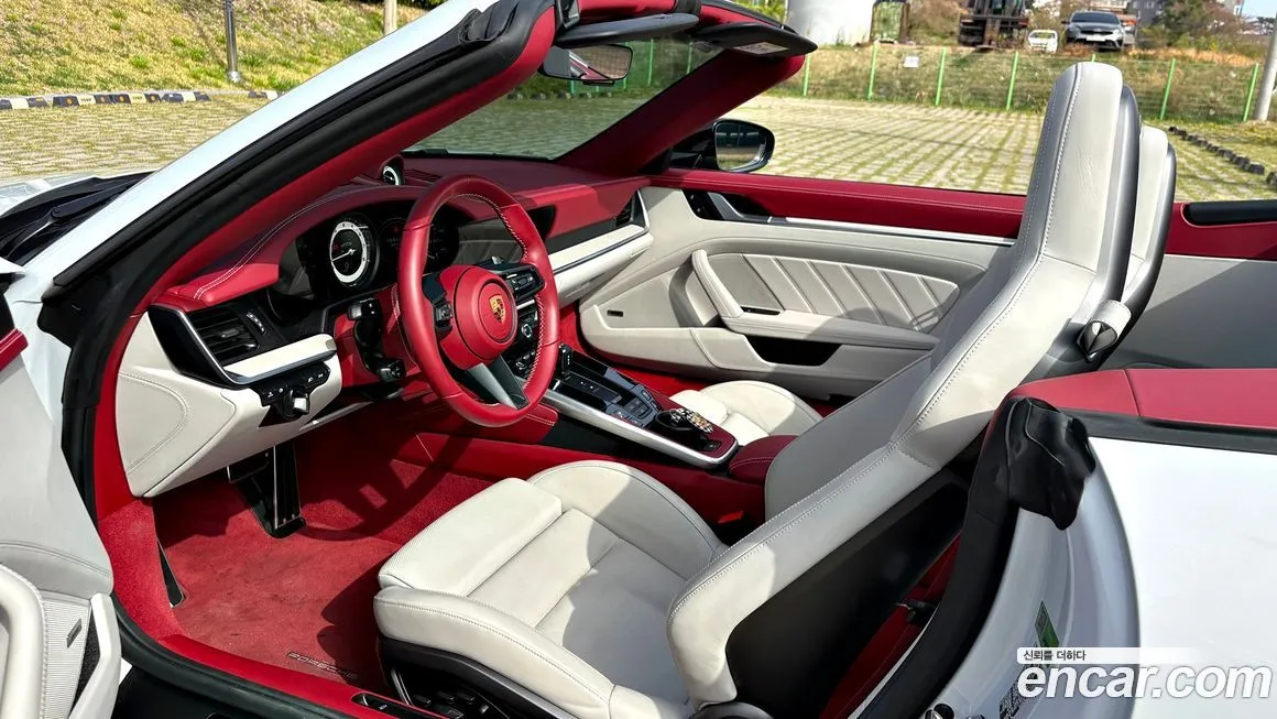 Porsche 911 2024 из KR, фото 10