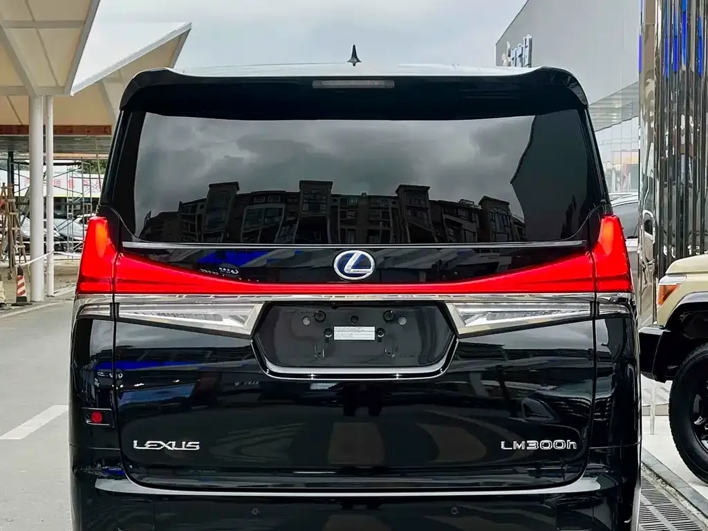 Lexus LM 2021 из CN, фото 3