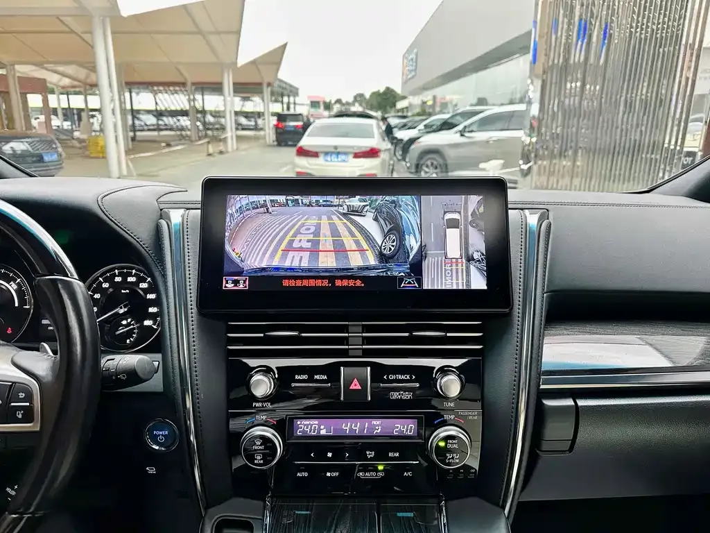 Lexus LM 2021 из CN, фото 9