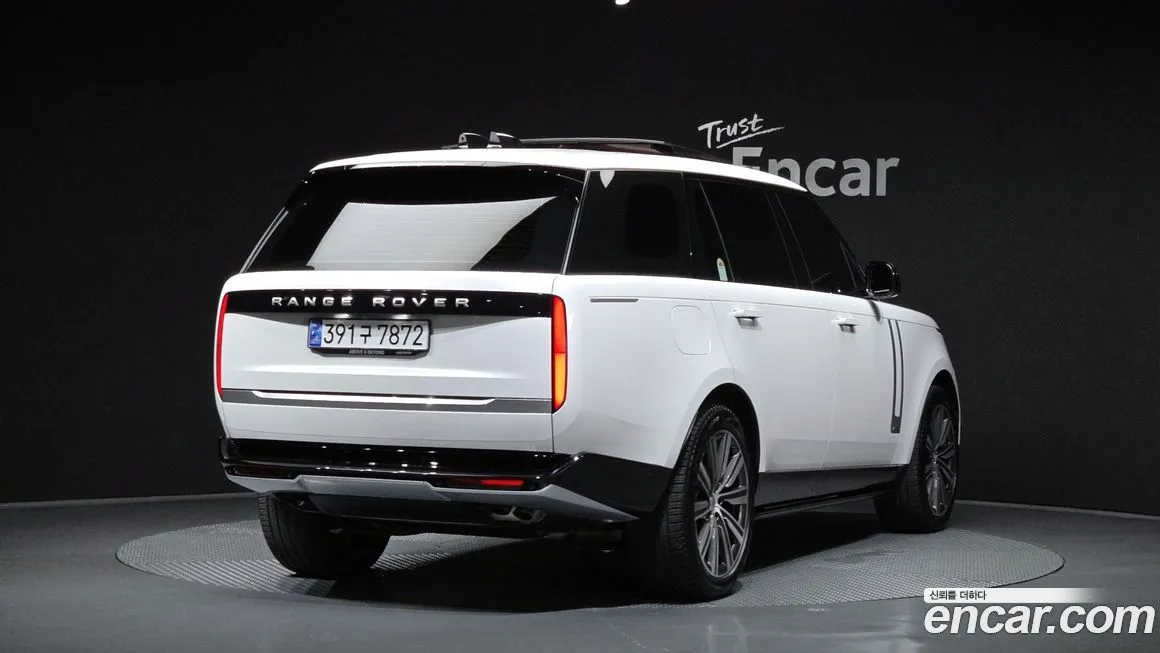Land Rover Range Rover 2024 из KR, фото 2
