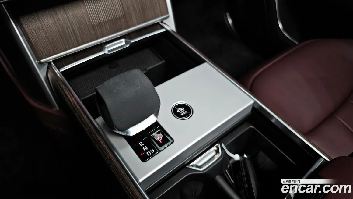 Land Rover Range Rover 2024 из KR, фото 9