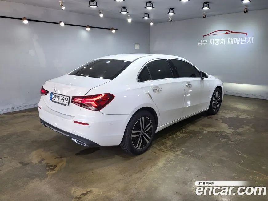 Mercedes-Benz A-Class 2023 из KR, фото 2