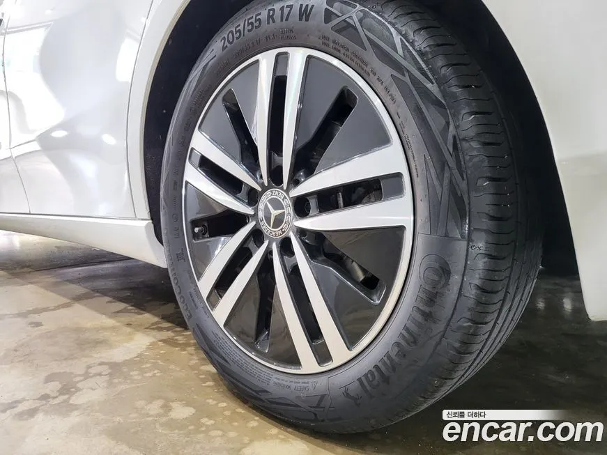Mercedes-Benz A-Class 2023 из KR, фото 5