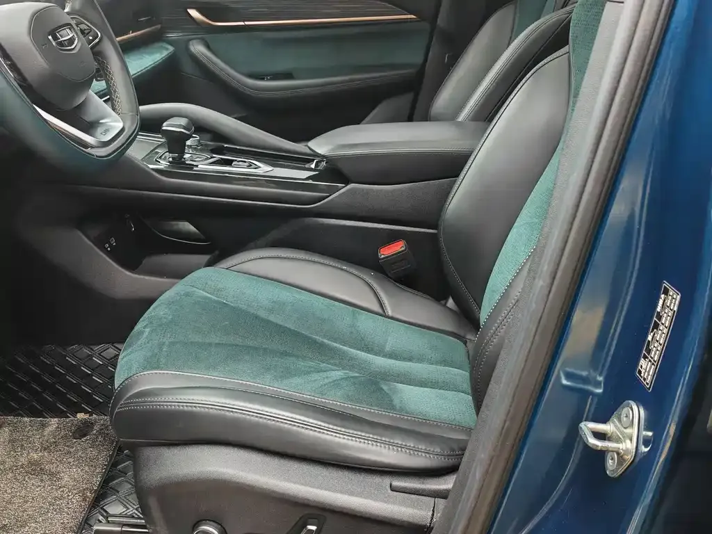 Geely Xingyue L 2022 из CN, фото 4