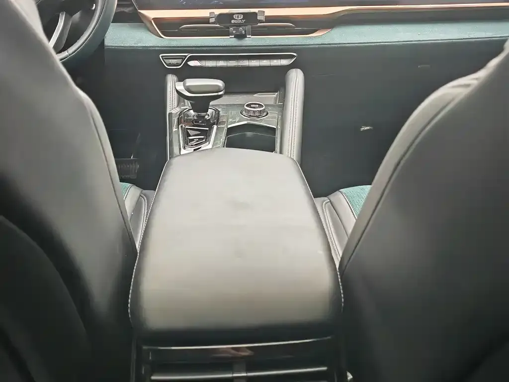 Geely Xingyue L 2022 из CN, фото 9