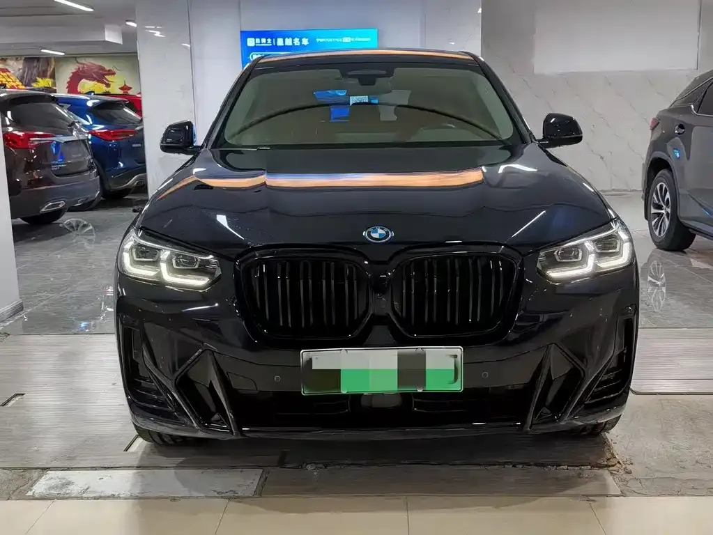 BMW iX3 — фото 2