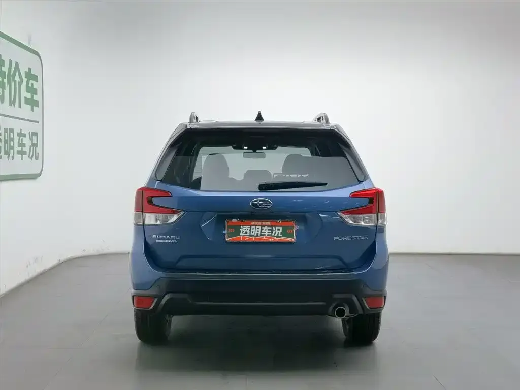 Subaru Forester — фото 4