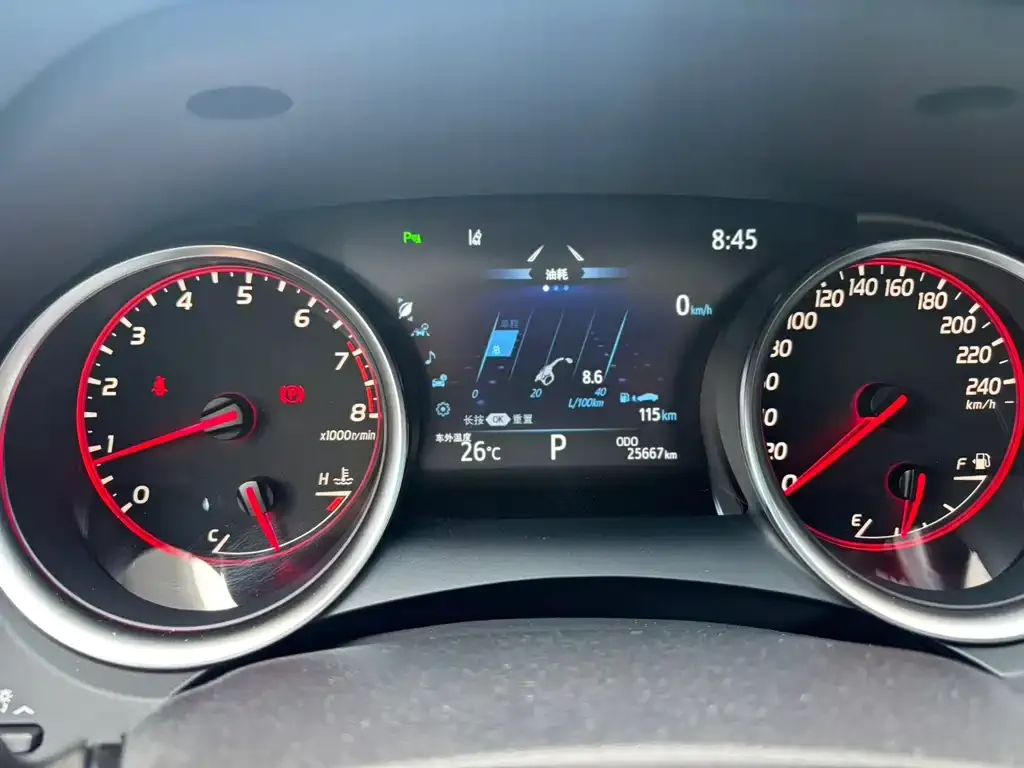 Toyota Camry 2023 из CN, фото 10