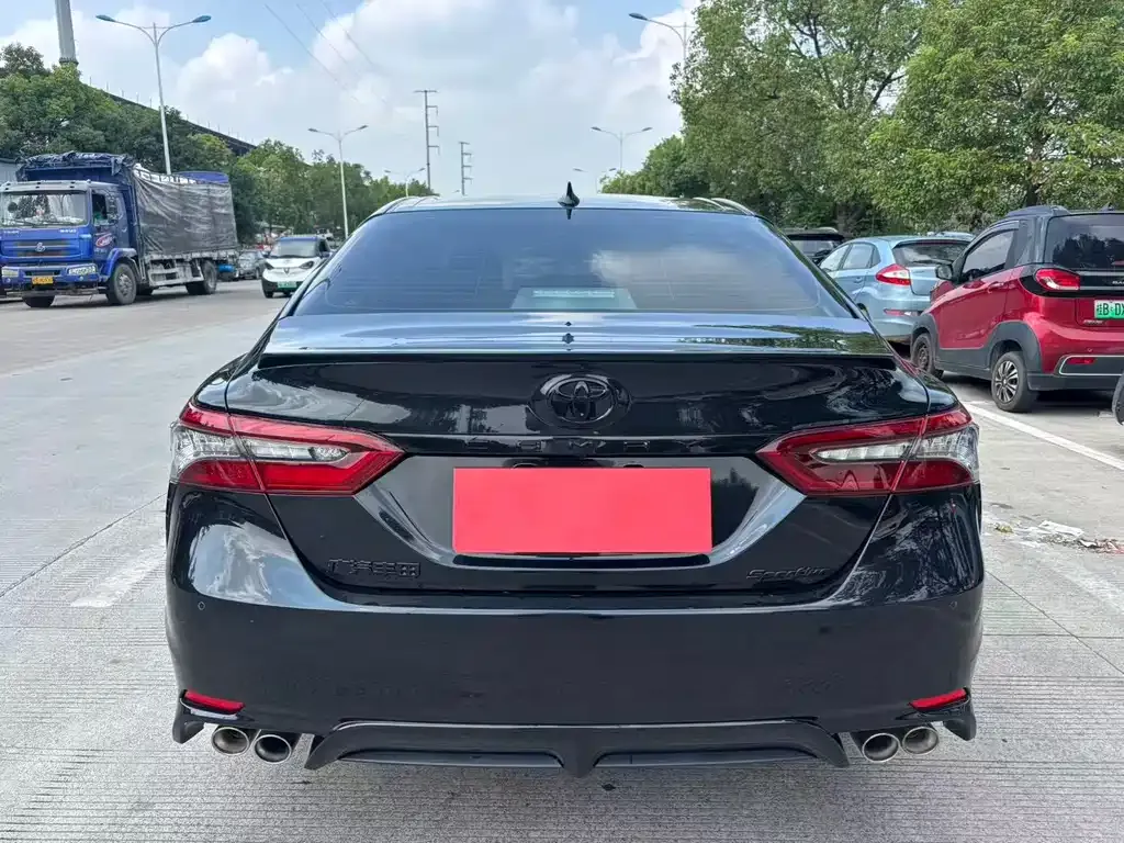 Toyota Camry 2023 из CN, фото 8