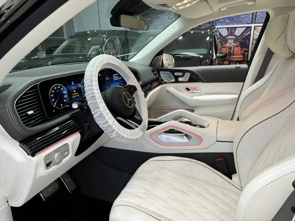 Mercedes-Benz GLS 2024 из CN, фото 4
