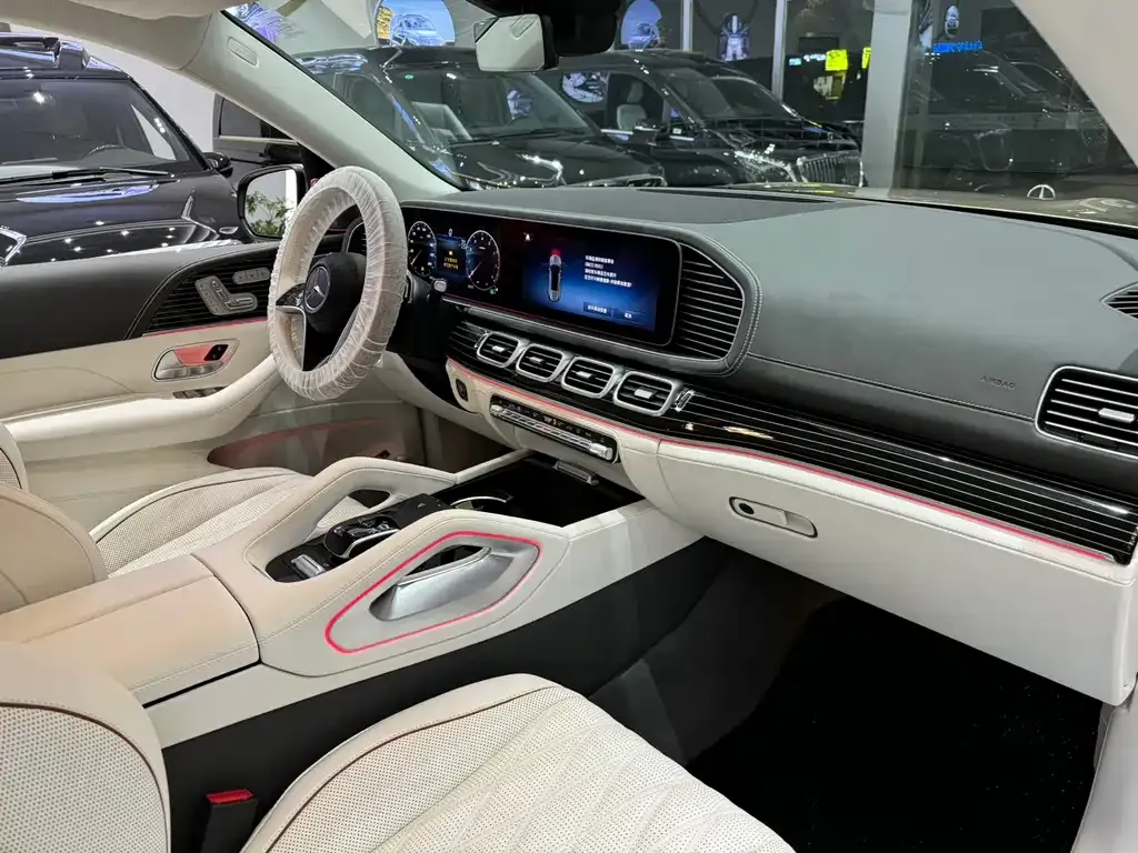 Mercedes-Benz GLS 2024 из CN, фото 8