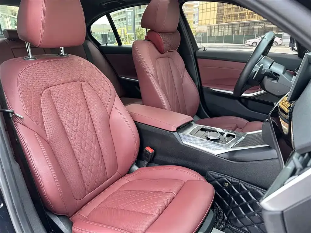 BMW 3 Series 2024 из CN, фото 8