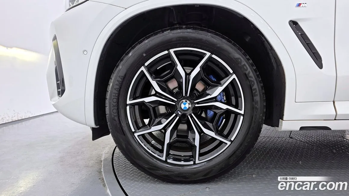 BMW X4 2023 из KR, фото 5
