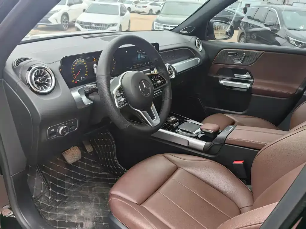 Mercedes-Benz GLB 2023 из CN, фото 4