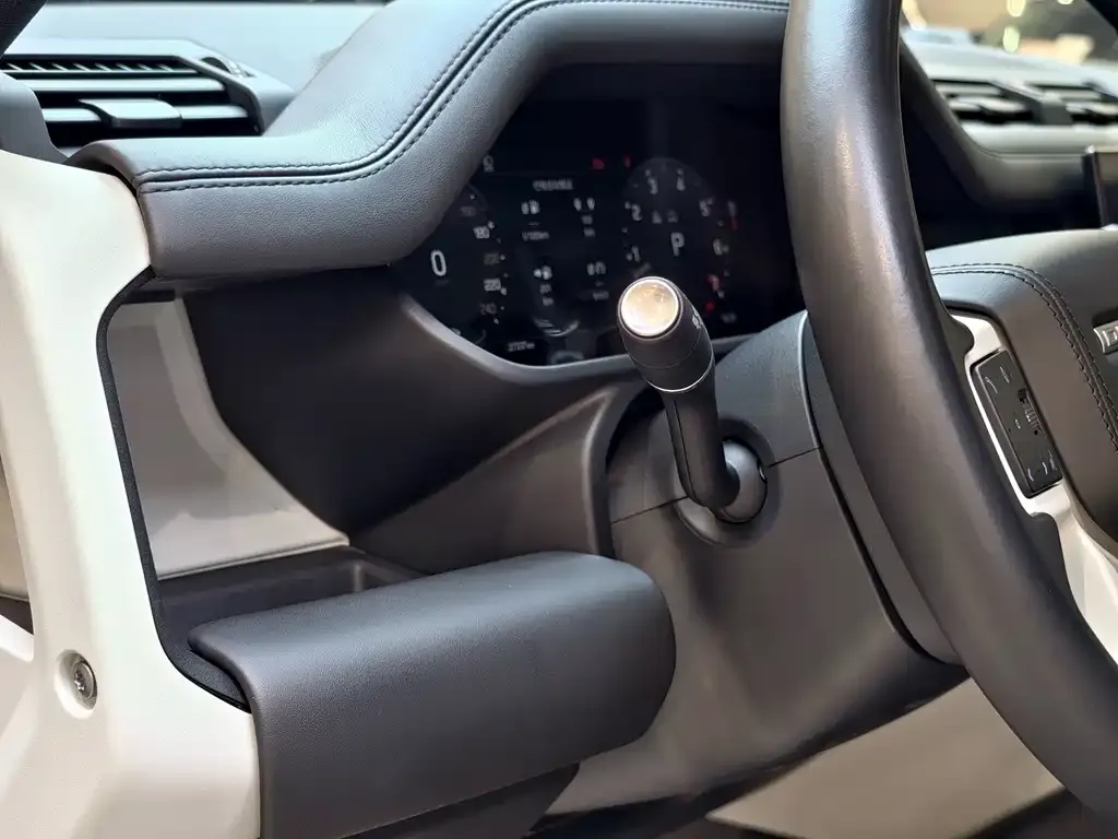 Land Rover Defender 2023 из CN, фото 6