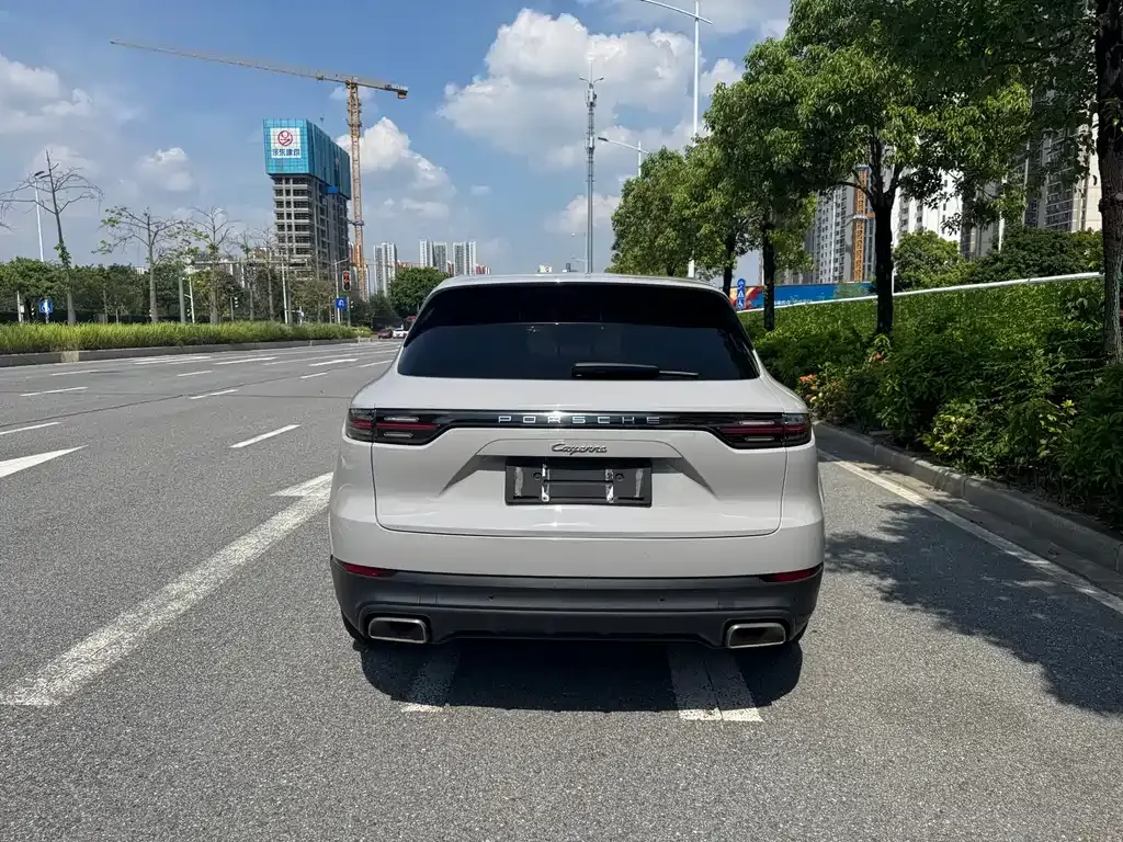 Porsche Cayenne Hybrid 2021 из CN, фото 5