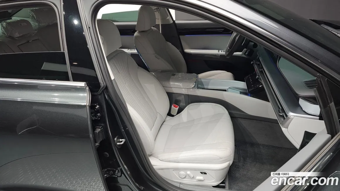 [object Object] Grandeur 2025 из KR, фото 10