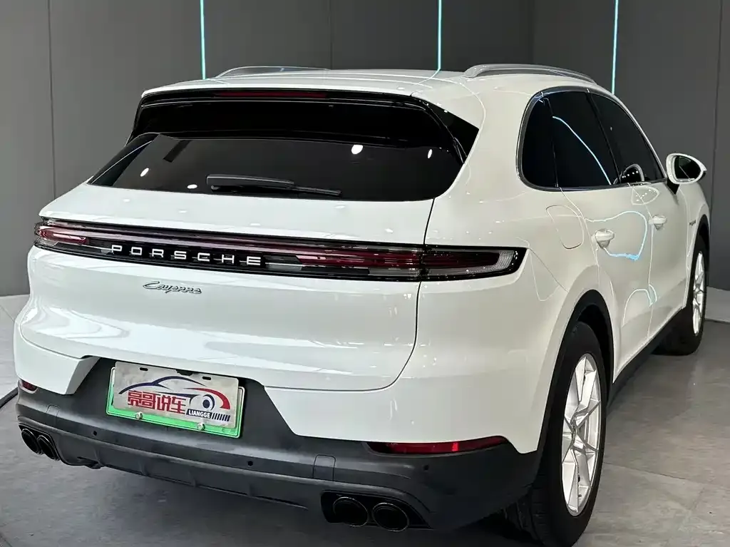 Porsche Cayenne Hybrid — фото 6