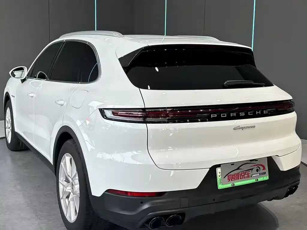 Porsche Cayenne Hybrid — фото 8