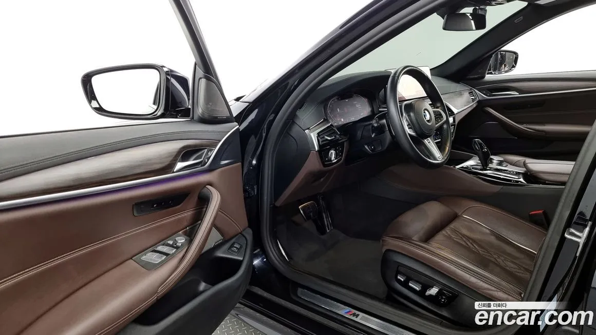 BMW 5-Series 2021 из KR, фото 10