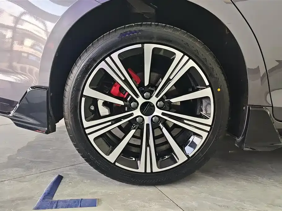 Geely Xingrui 2025 из CN, фото 6