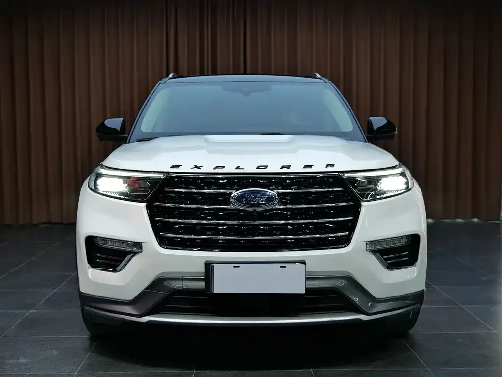 Ford Explorer 2021 из CN, фото 2