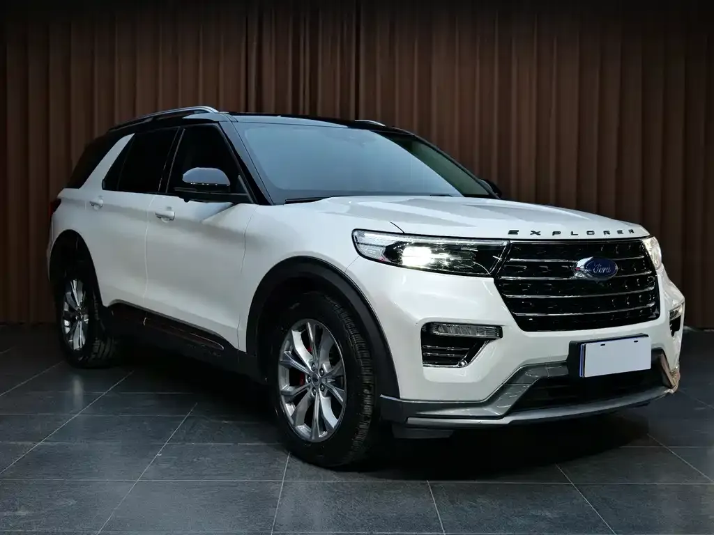 Ford Explorer 2021 из CN, фото 3