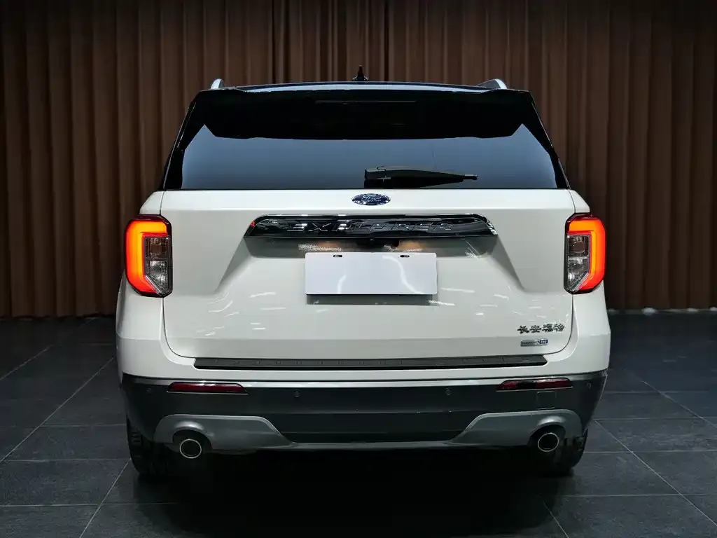 Ford Explorer 2021 из CN, фото 5